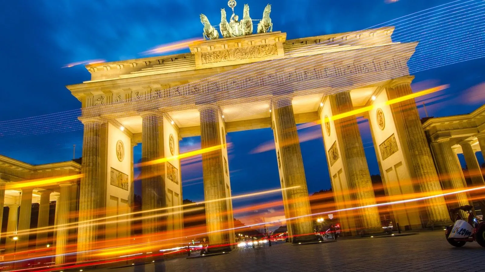 Berlin – Flughafen Frankfurt: Die Bodenbrücke zum Drehkreuz