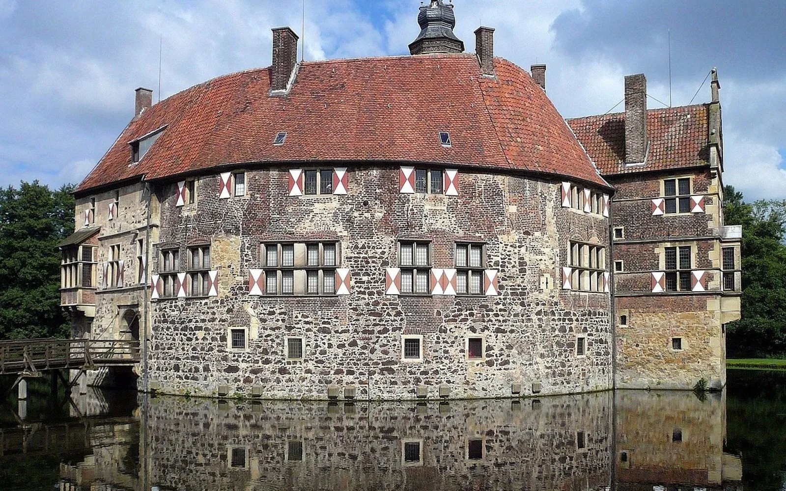 burg vischering, castle, moat, lüdinghausen germany, westphalen, germany