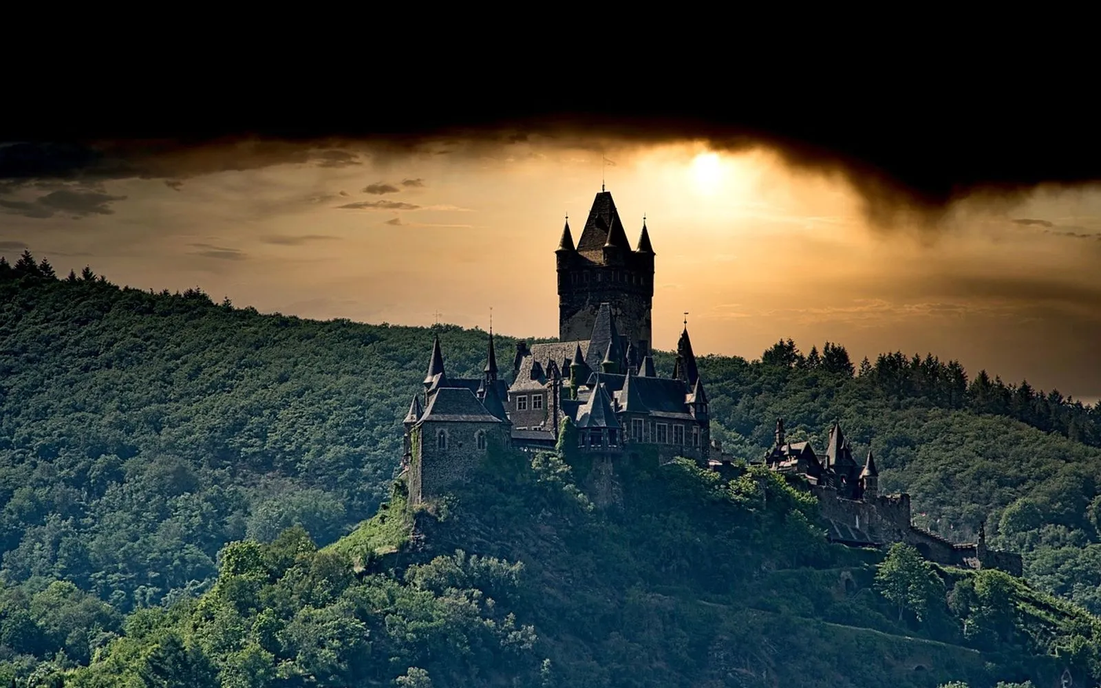 cochem castle, hill, sunset, storm, landmark, fortress, castle, historical, nature, fort, embattlement, mountain, landscape, cochem, germany, thunderstorm, dusk