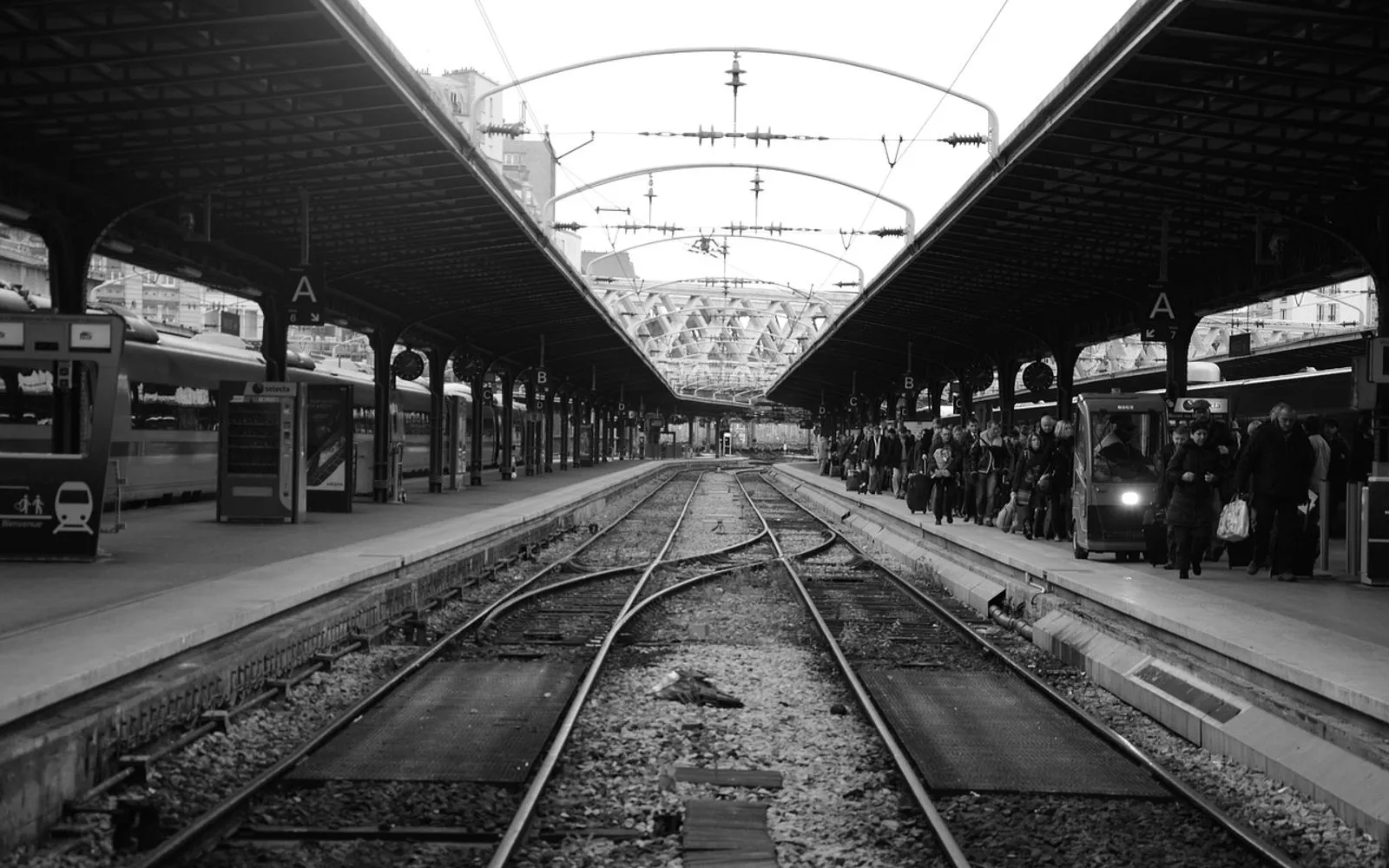 gare de l'est, train, station, travel, dock, paris