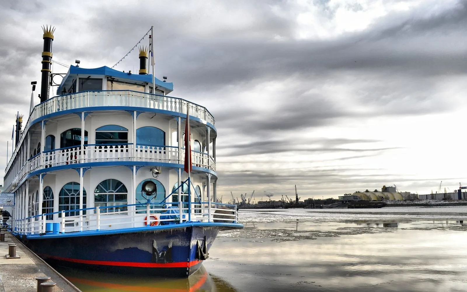 ship, port, paddle steamer, steamship, paddle wheeler, riverboat, riverboat cruise, watercraft, passenger ship, paddle steamer louisiana star, river, elbe river, hamburg, germany, ship, ship, ship, ship, ship