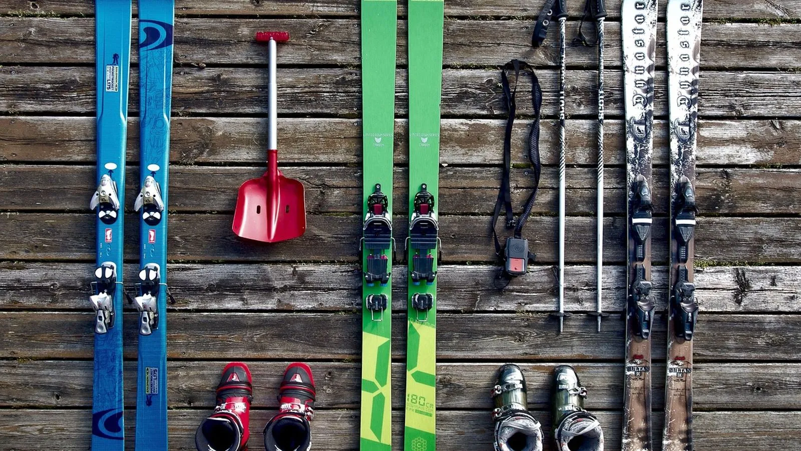 Ski, Golfbag, Fahrrad: Sondergepäck im Flughafentransfer