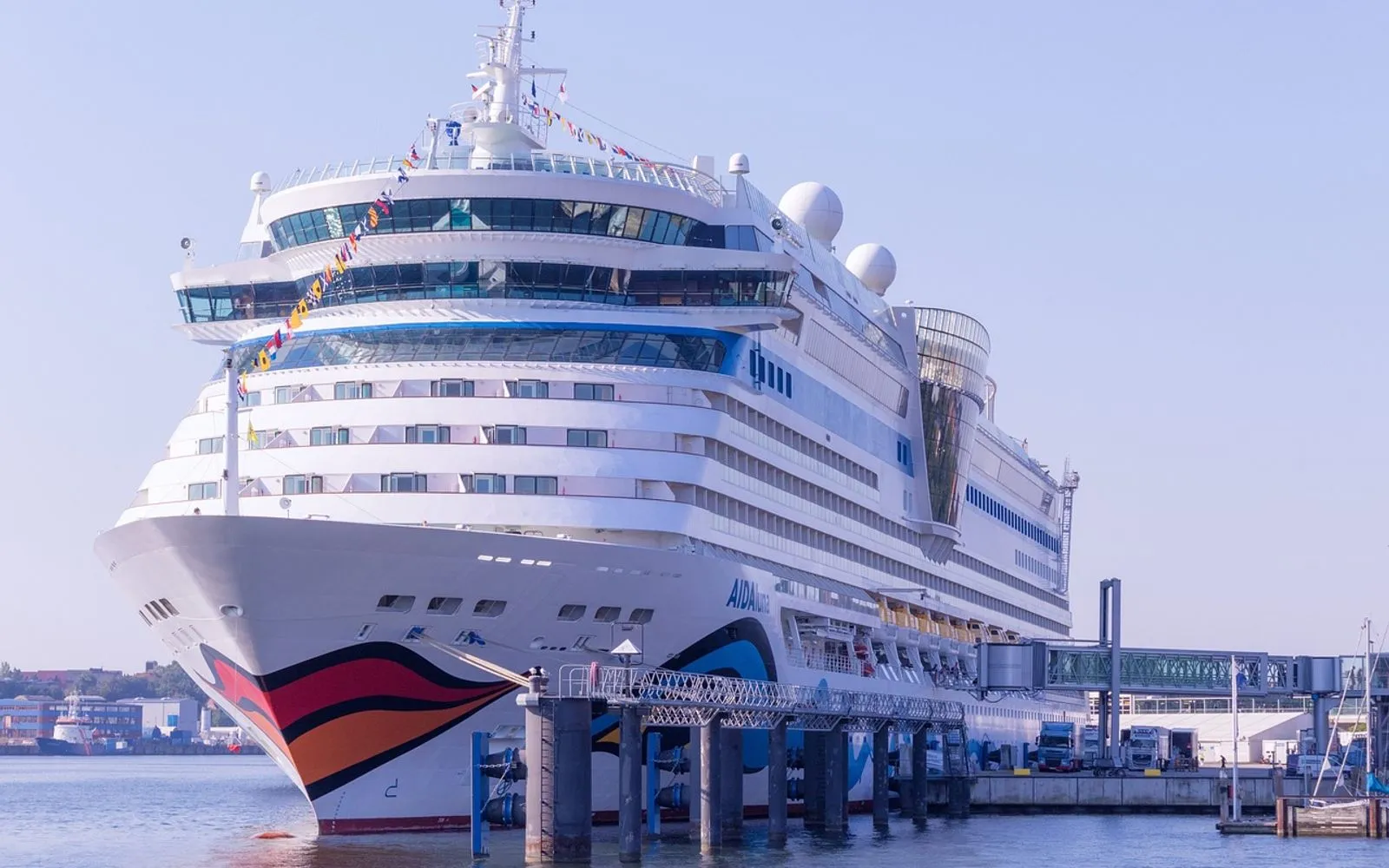 aidaluna, warnemünde, germany, cruise, ship, cruise ship, ship travel, vacations, aida, port, baltic sea, kiss mouth, cruise, cruise ship, cruise ship, cruise ship, cruise ship, cruise ship